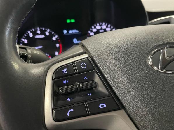 Hyundai Solaris II с пробегом 2019 года, цена 1 490 000 рублей, 93047 км, седан, Автокод Объявления