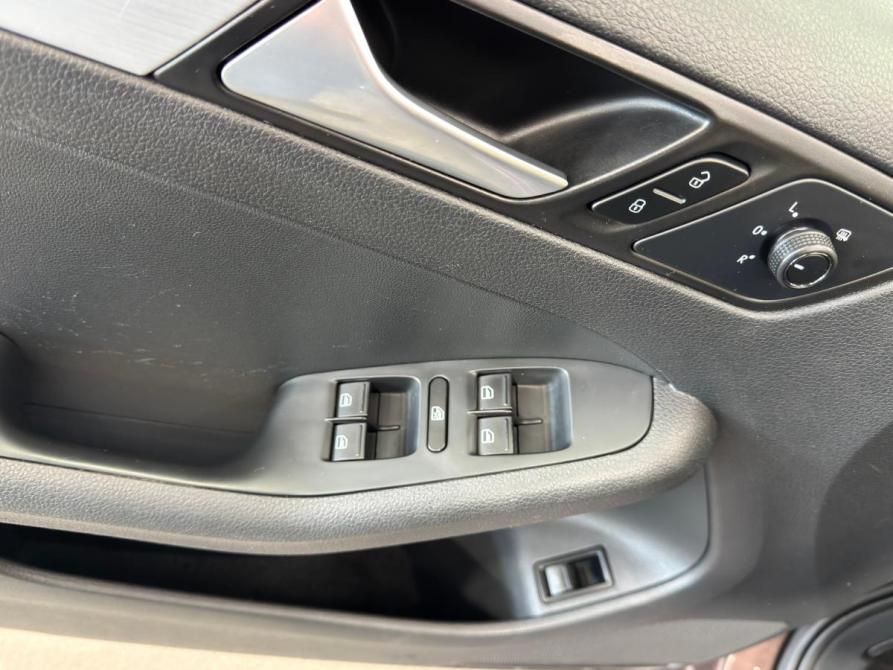 Volkswagen Jetta VI Рестайлинг Ижевск  - изображение 12