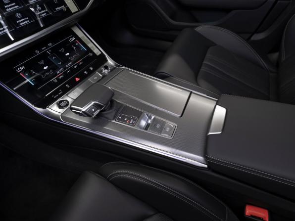 Audi A6 V (C8) Рестайлинг с пробегом 2025 года, цена 5 250 000 рублей, 222 км, седан, Автокод Объявления