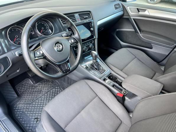 Volkswagen Golf VII Рестайлинг с пробегом 2018 года, цена 1 790 000 рублей, 134778 км, хэтчбек, Автокод Объявления