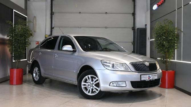 Skoda Octavia II (A5) Рестайлинг с пробегом 2009 года, цена 625 000 рублей, 202266 км, лифтбек, Автокод Объявления