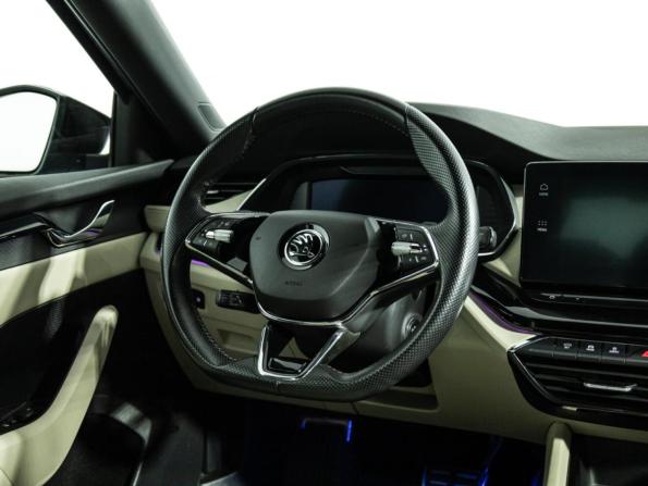 Skoda Octavia IV (A8) с пробегом 2022 года, цена 3 090 000 рублей, 79230 км, лифтбек, Автокод Объявления