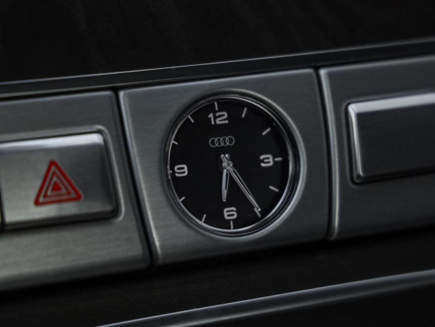 Audi A8 III (D4) Санкт-Петербург  - изображение 19