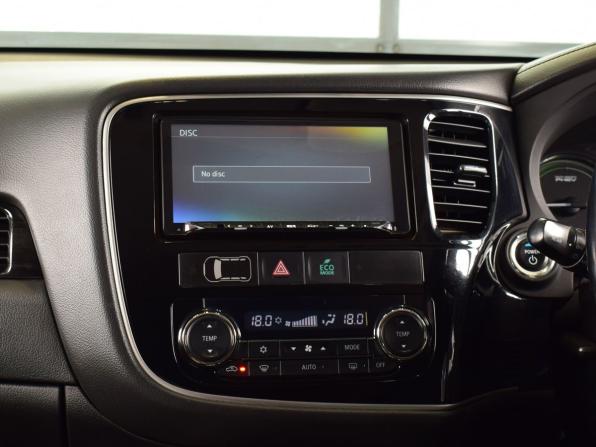 Mitsubishi Outlander III Рестайлинг 2 с пробегом 2015 года, цена 2 099 999 рублей, 120884 км, внедорожник, Автокод Объявления