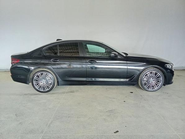BMW 5 серии VII (G30/G31/G38) с пробегом 2017 года, цена 2 150 000 рублей, 357051 км, седан, Автокод Объявления