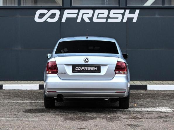 Volkswagen Polo V Рестайлинг с пробегом 2016 года, цена 1 249 000 рублей, 78091 км, седан, Автокод Объявления