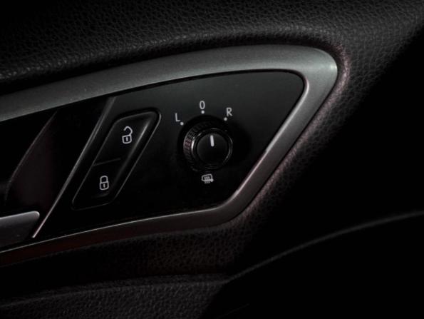 Volkswagen Golf VII с пробегом 2013 года, цена 769 000 рублей, 411771 км, хэтчбек, Автокод Объявления