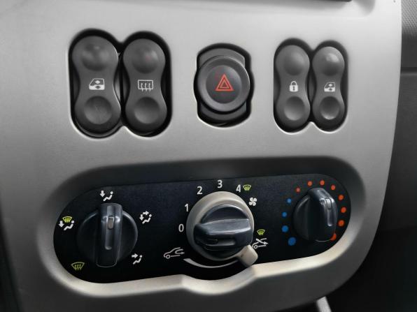 Renault Sandero I с пробегом 2011 года, цена 559 000 рублей, 147264 км, хэтчбек, Автокод Объявления