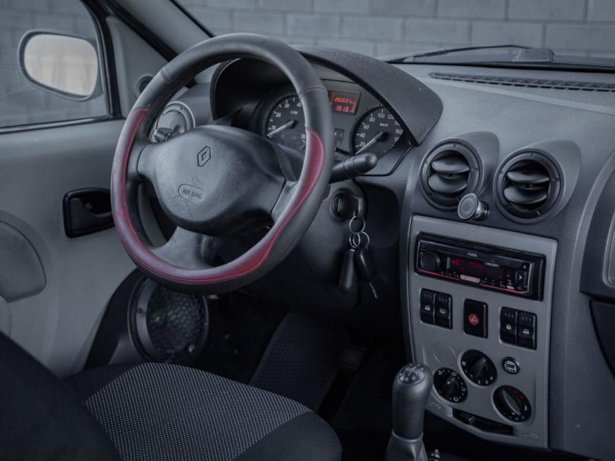 Renault Logan I Тюмень  - изображение 6
