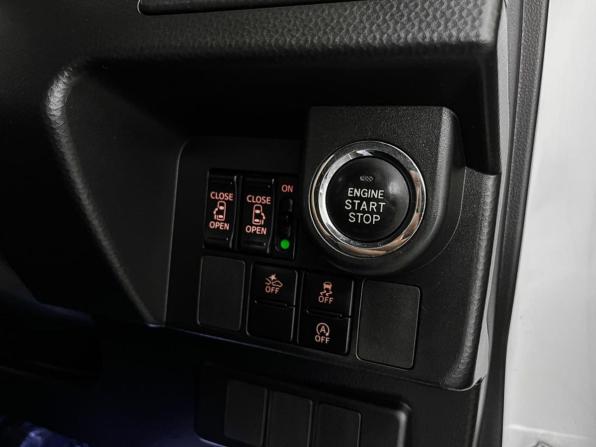 Daihatsu Thor I с пробегом 2017 года, цена 942 600 рублей, 120800 км, микровэн, Автокод Объявления