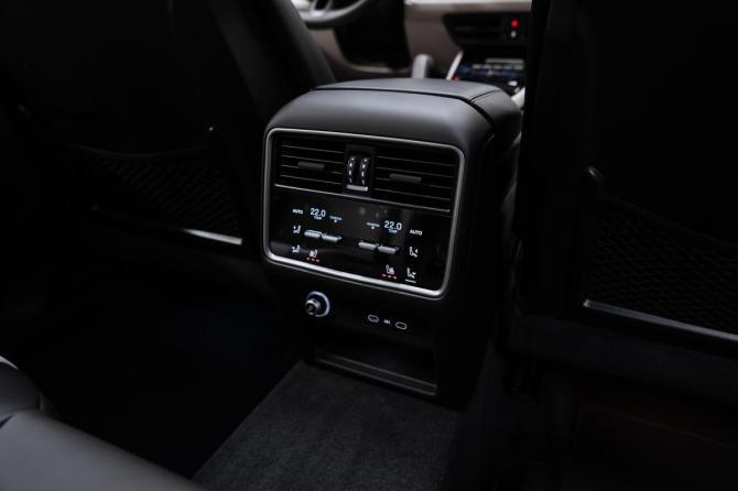 Новый Porsche Cayenne III Рестайлинг 2026 года, цена 18 600 000 рублей, внедорожник, Автокод Объявления