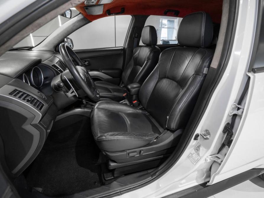 Mitsubishi Outlander II Рестайлинг Москва  - изображение 9