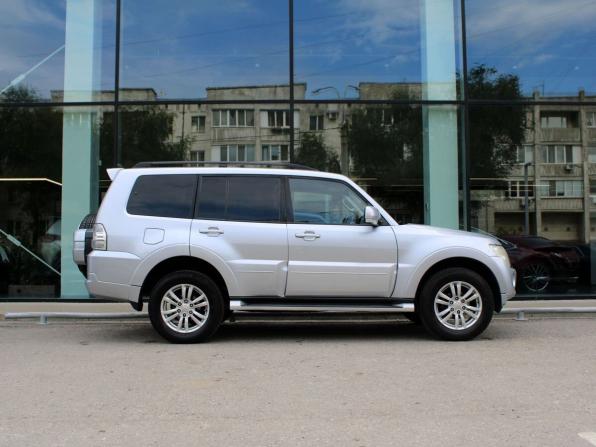 Mitsubishi Pajero IV Рестайлинг 1 с пробегом 2011 года, цена 2 190 000 рублей, 119983 км, внедорожник, Автокод Объявления