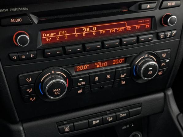 BMW X1 I (E84) Рестайлинг с пробегом 2014 года, цена 1 555 000 рублей, 103195 км, внедорожник, Автокод Объявления