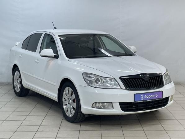Skoda Octavia II (A5) Рестайлинг с пробегом 2012 года, цена 650 000 рублей, 235135 км, лифтбек, Автокод Объявления
