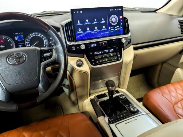 Toyota Land Cruiser 200 Series Рестайлинг 2 с пробегом 2020 года, цена 7 400 000 рублей, 127645 км, внедорожник, Автокод Объявления