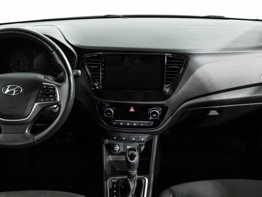 Hyundai Solaris II Санкт-Петербург  - изображение 15