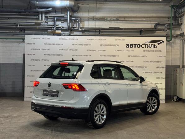 Volkswagen Tiguan II Рестайлинг с пробегом 2021 года, цена 2 249 000 рублей, 143000 км, внедорожник, Автокод Объявления