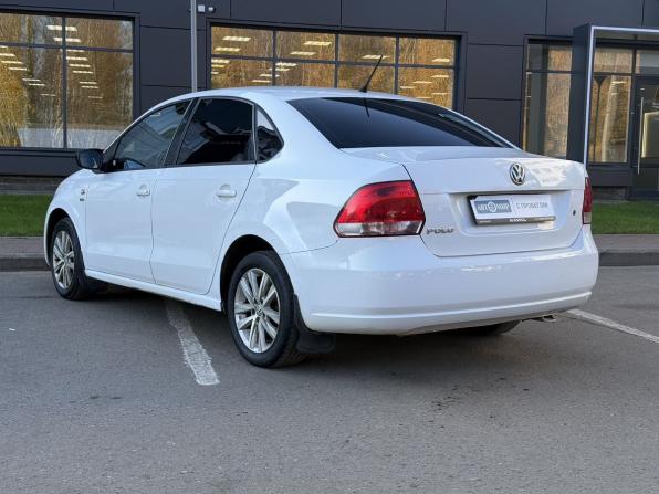 Volkswagen Polo V с пробегом 2013 года, цена 610 000 рублей, 198080 км, седан, Автокод Объявления