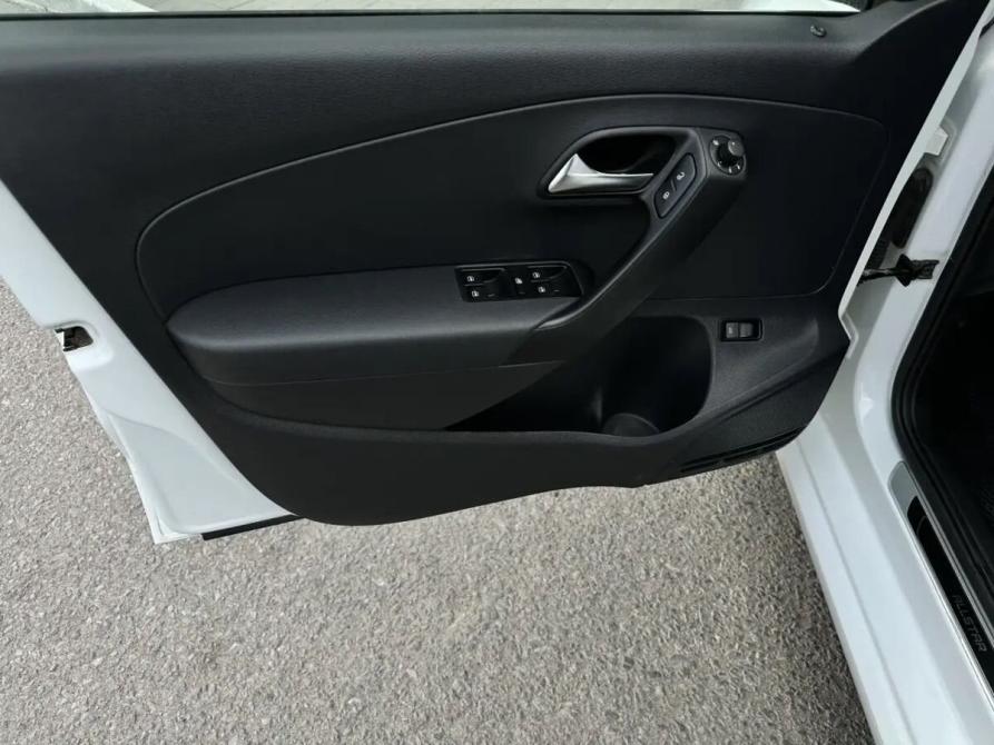 Volkswagen Polo V Рестайлинг Волгоград  - изображение 10