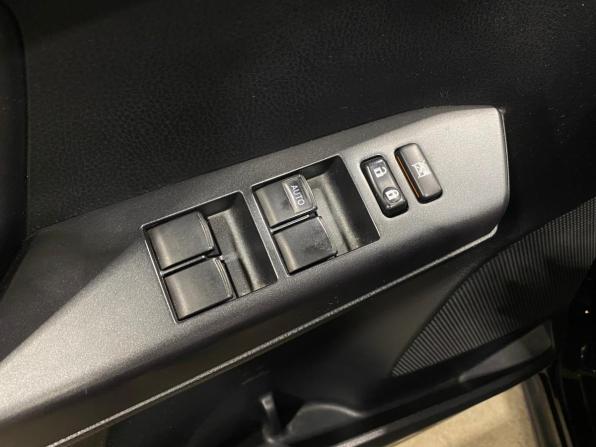 Toyota RAV4 IV (XA40) Рестайлинг с пробегом 2018 года, цена 2 170 000 рублей, 235572 км, внедорожник, Автокод Объявления
