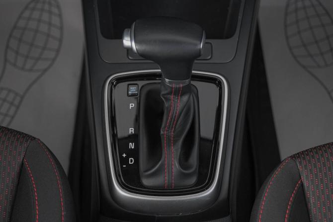 Kia Rio IV с пробегом 2018 года, цена 1 569 000 рублей, 91400 км, хэтчбек, Автокод Объявления