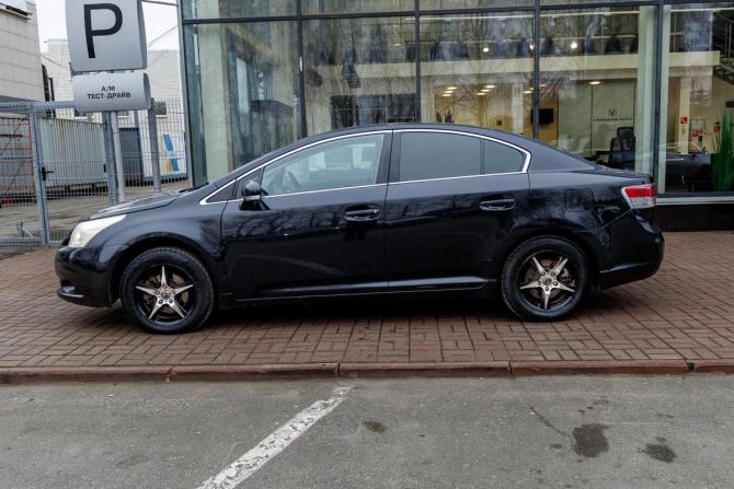 Toyota Avensis III с пробегом 2009 года, цена 877 000 рублей, 206633 км, седан, Автокод Объявления
