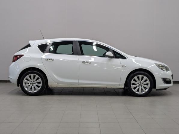 Opel Astra J Рестайлинг с пробегом 2012 года, цена 940 000 рублей, 113641 км, хэтчбек, Автокод Объявления