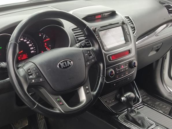 Kia Sorento II Рестайлинг с пробегом 2018 года, цена 2 440 000 рублей, 63584 км, внедорожник, Автокод Объявления