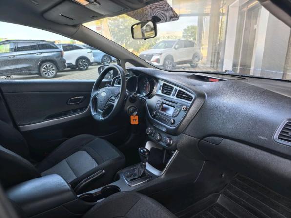 Kia Ceed II с пробегом 2015 года, цена 740 000 рублей, 188308 км, хэтчбек, Автокод Объявления