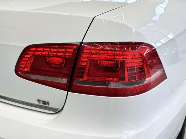 Volkswagen Passat B7 с пробегом 2012 года, цена 1 305 000 рублей, 153686 км, седан, Автокод Объявления