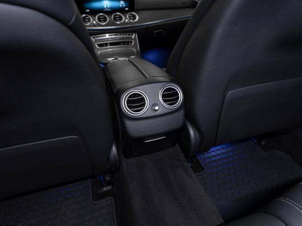 Mercedes-Benz E-Класс V (W213 S213 C238) Рестайлинг с пробегом 2020 года, цена 3 980 000 рублей, 111211 км, седан, Автокод Объявления