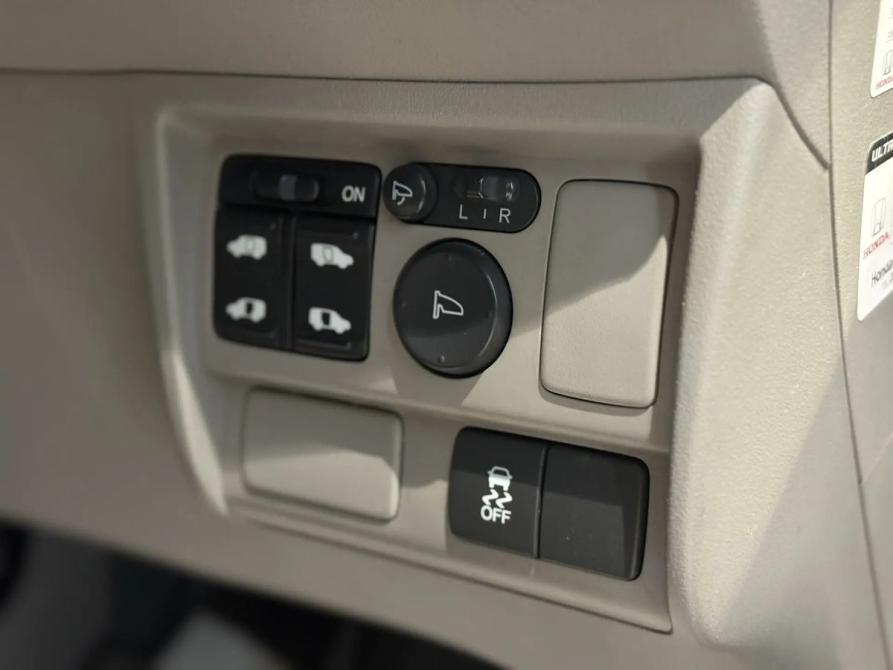 Honda Freed I Рестайлинг Новосибирск  - изображение 16