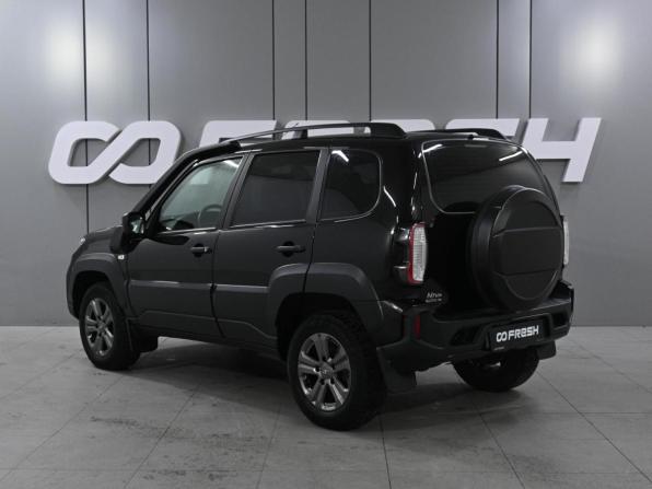 Lada (ВАЗ) Niva Travel I с пробегом 2023 года, цена 1 099 000 рублей, 28353 км, внедорожник, Автокод Объявления