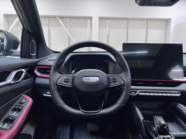 Geely Coolray I Рестайлинг 2 с пробегом 2026 года, цена 2 450 000 рублей, 280 км, внедорожник, Автокод Объявления