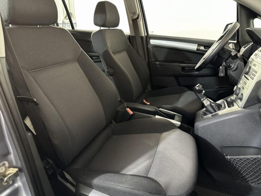 Opel Zafira B Рестайлинг Великий Новгород  - изображение 10