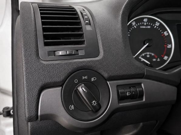 Skoda Octavia II (A5) Рестайлинг с пробегом 2012 года, цена 679 000 рублей, 262441 км, лифтбек, Автокод Объявления