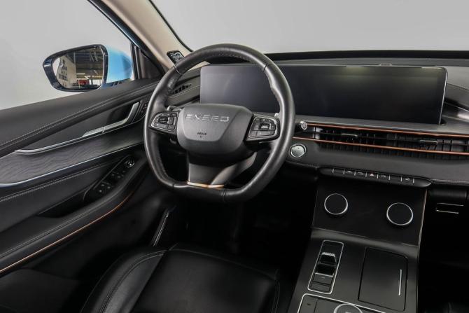 Exeed LX I Рестайлинг с пробегом 2023 года, цена 2 449 000 рублей, 31211 км, внедорожник, Автокод Объявления