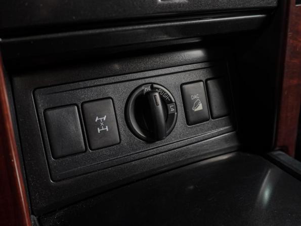 Toyota Land Cruiser Prado 150 Series Рестайлинг 2 с пробегом 2017 года, цена 4 349 000 рублей, 189247 км, внедорожник, Автокод Объявления