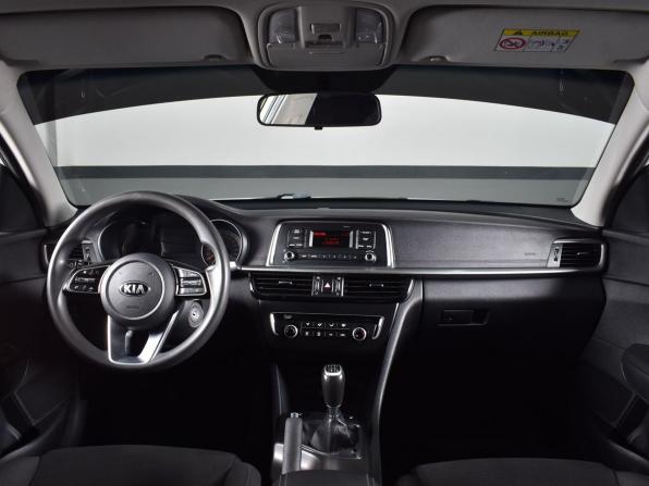 Kia Optima IV с пробегом 2018 года, цена 1 399 995 рублей, 120464 км, седан, Автокод Объявления