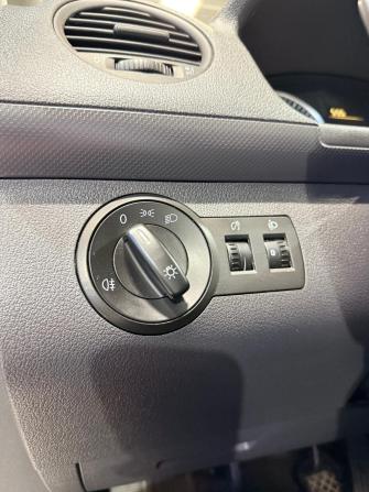 Volkswagen Caddy III Рестайлинг с пробегом 2011 года, цена 999 000 рублей, 183429 км, минивэн, Автокод Объявления