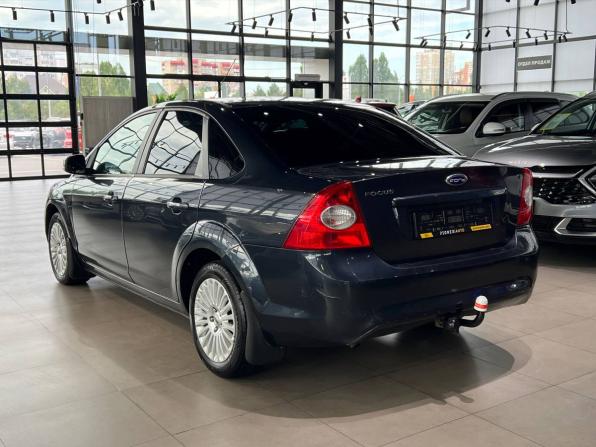 Ford Focus II Рестайлинг с пробегом 2011 года, цена 675 000 рублей, 220000 км, седан, Автокод Объявления