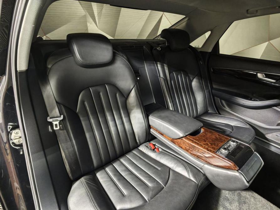 Audi A8 III (D4) Москва  - изображение 17