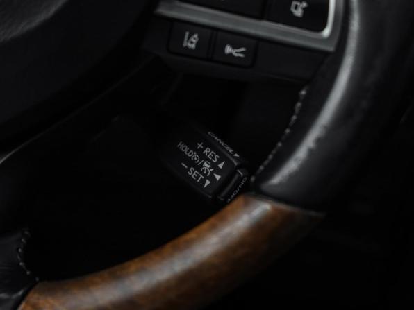 Lexus LX III Рестайлинг 2 с пробегом 2016 года, цена 6 499 000 рублей, 239708 км, внедорожник, Автокод Объявления