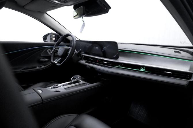 Chery Arrizo 8 с пробегом 2023 года, цена 2 253 000 рублей, 35456 км, седан, Автокод Объявления