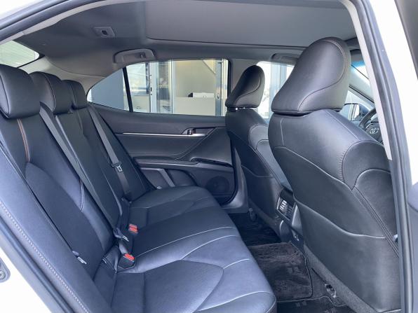 Toyota Camry VIII (XV70) Рестайлинг с пробегом 2023 года, цена 3 799 000 рублей, 11724 км, седан, Автокод Объявления