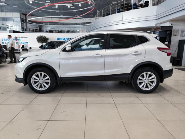 Nissan Qashqai II с пробегом 2017 года, цена 1 650 000 рублей, 129885 км, внедорожник, Автокод Объявления