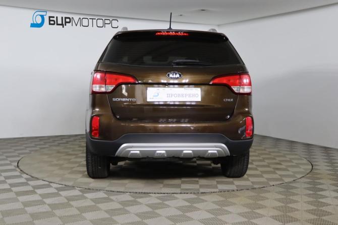 Kia Sorento II Рестайлинг с пробегом 2018 года, цена 2 279 990 рублей, 141711 км, внедорожник, Автокод Объявления