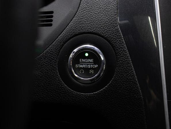 Ford Explorer V Рестайлинг с пробегом 2017 года, цена 2 398 000 рублей, 179658 км, внедорожник, Автокод Объявления