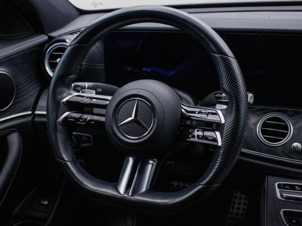 Mercedes-Benz E-Класс V (W213 S213 C238) Рестайлинг с пробегом 2020 года, цена 4 424 000 рублей, 60064 км, седан, Автокод Объявления